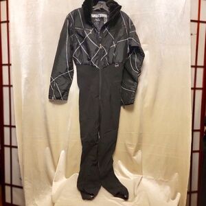 Like New!  Nils One piece Black Ski/Suit Snowsuit w/fur collar - Sz. 14